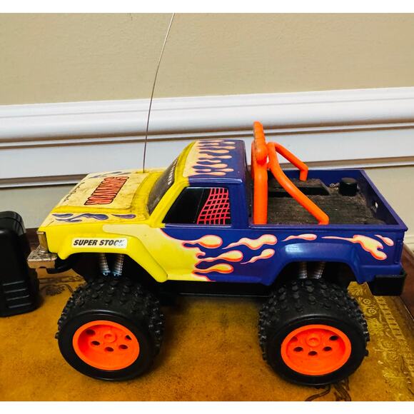 Radio Shack Survivor 60-4197 Vintage Remote Control Off Road Toy Truck Working - Picture 2 of 8